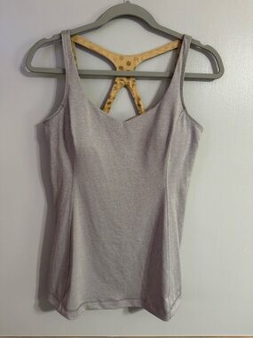 Lululemon Athletica Light Gray Activewear Tank Top Racerback Strap Size 10